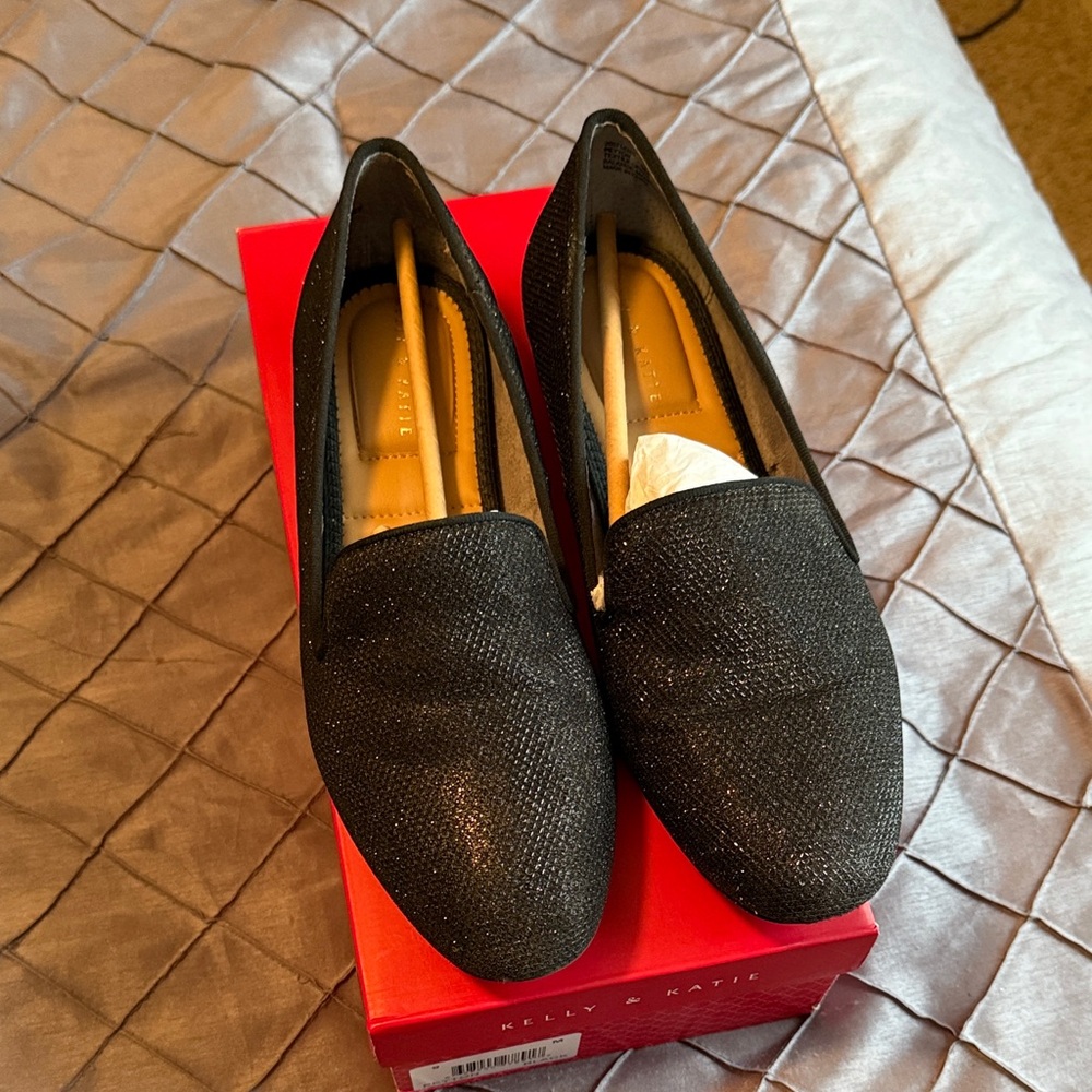 Kelly & Katie Sparkling Black Women's Flats